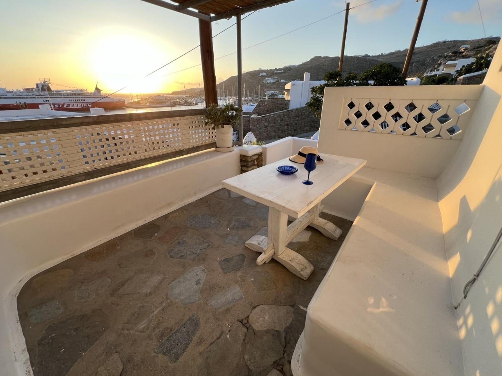 شقة Mykonos Tourlos Nests - Sea View Escape المظهر الخارجي الصورة